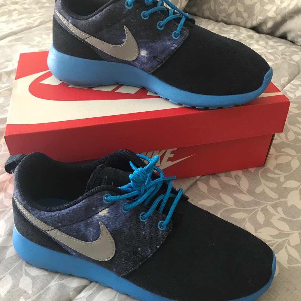 Navy Blue and Baby Blue Nike Galaxy Roshes